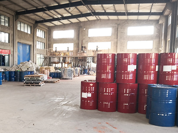 倉(cāng)庫(kù)一角