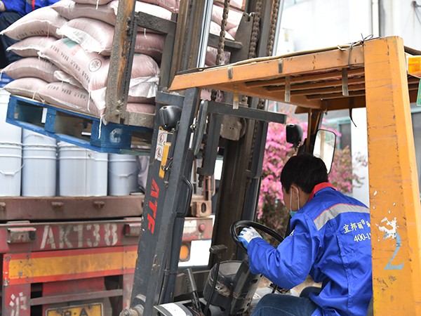 發(fā)貨現(xiàn)場(chǎng)